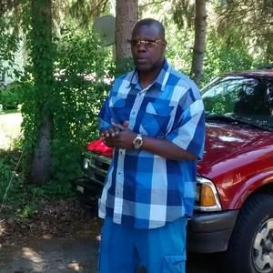 Meet your Posher, Raymond